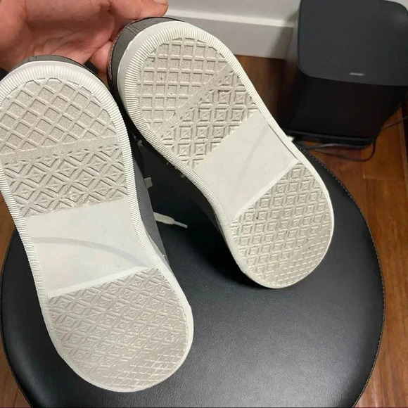 steve madden sabrina grey sneakers size 8 - Picture 9 of 10